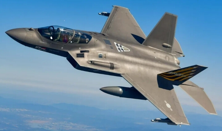 KF-21, 국가가 '비행안전...